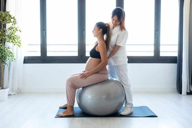 Why Expecting Mothers Choose Pregnancy Chiropractic Care in Olympia
