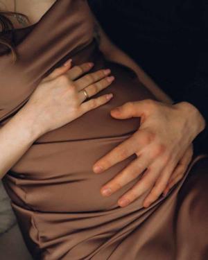 Chapter 5 🏠 (Feelings, Emergency🚨, His Wife?)