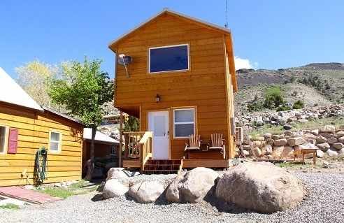 Immerse Yourself in Comfort: Discover the Premier Cabin Rental in Yellowstone Park