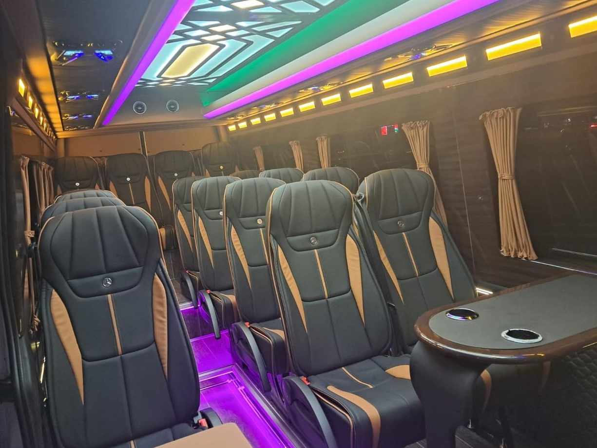 Baku Airport Transfers – Quick Pickup, Smooth Ride
