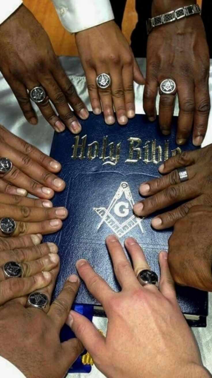 HOW TO JOIN SECRET SOCIETY TO MAKE FAST MONEY AND GET CONNECTION CALL:☎️+2349034922291📞