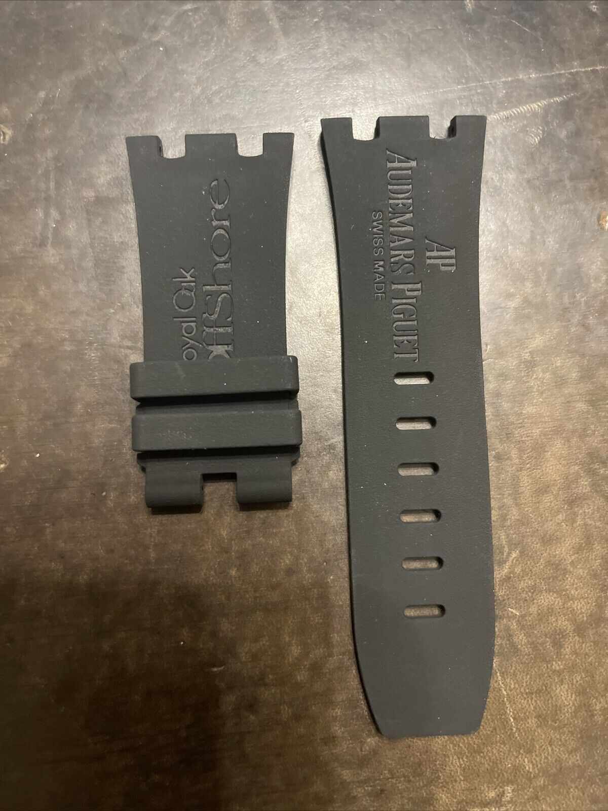 How an AP Rubber Watch Strap Improves Comfort and Daily Wear for Royal Oak Owners