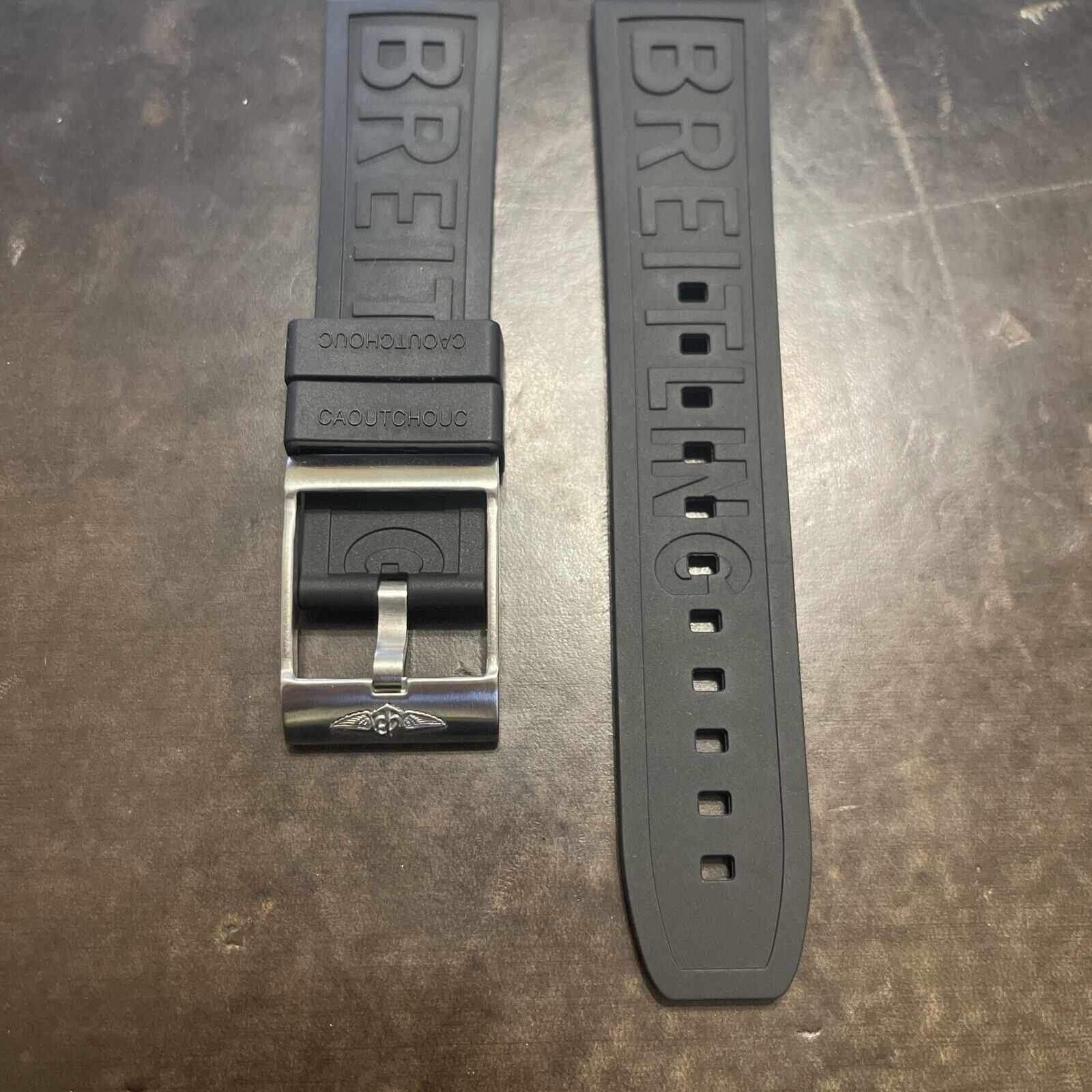 Stylish Breitling Rubber Watch Strap Comfort & Style Showcase