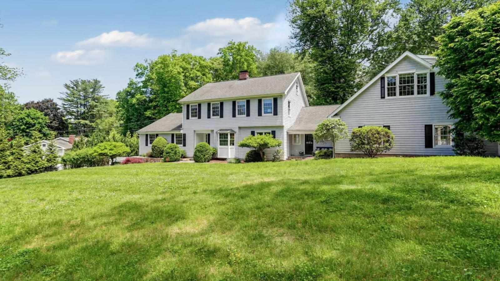 How Do You Know If Houses for Sale in Milford, CT Are Overpriced?