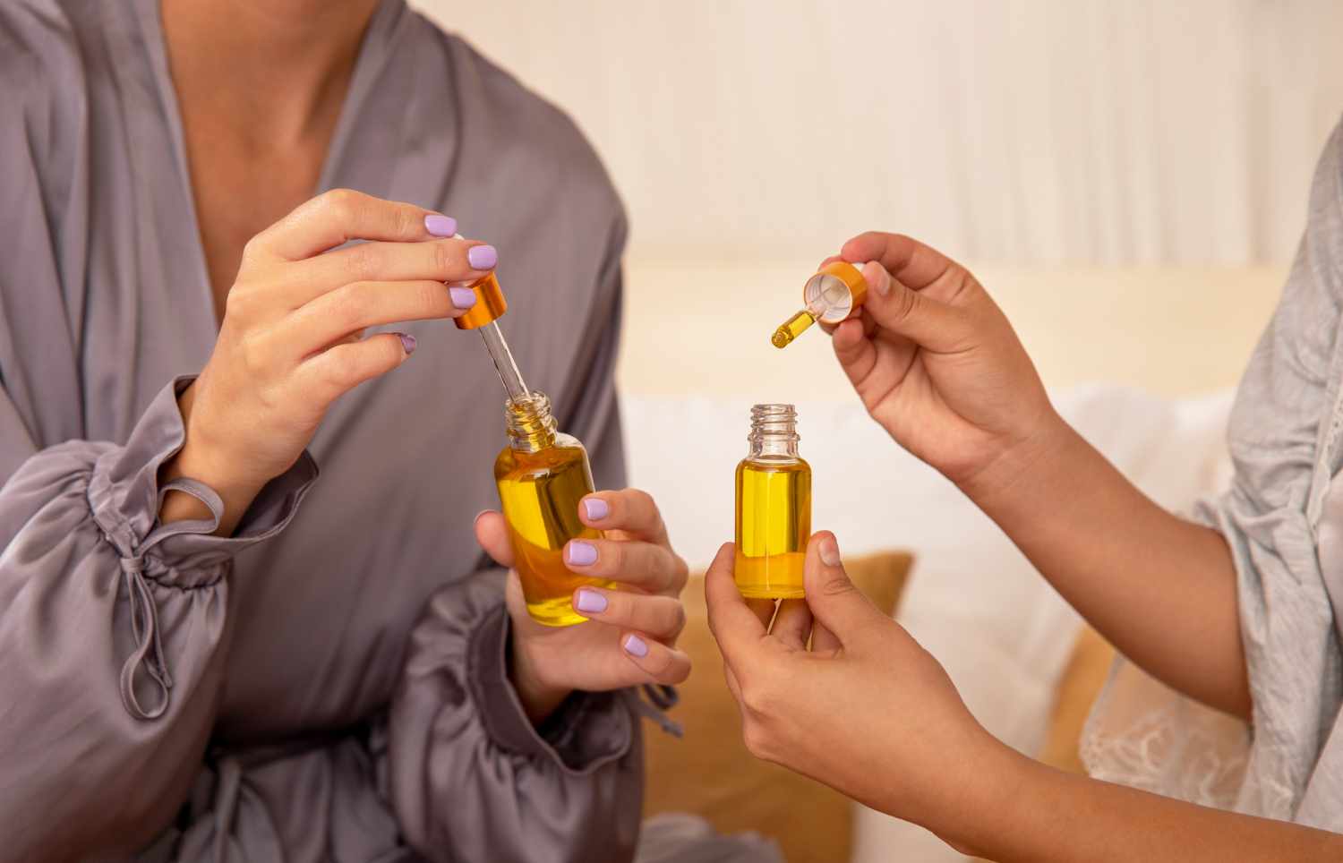 Essential Oils vs. Fragrance Oils: Let’s Set the Record Straight