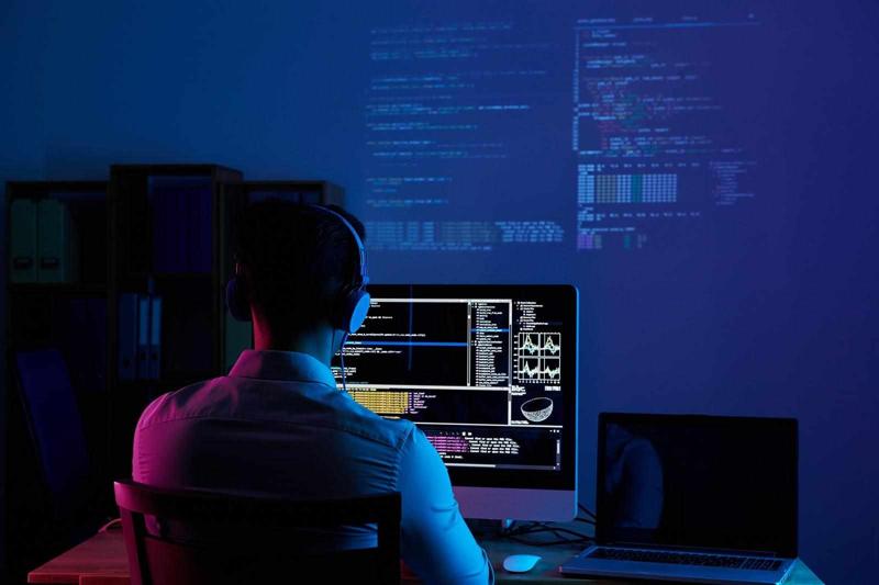 Who Qualifies as an ASP.NET Developer?