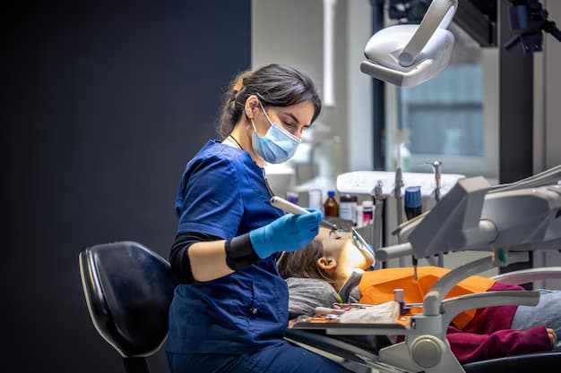 How to Choose the Right Dentist in Sherman Oaks for Long-Term Oral Health