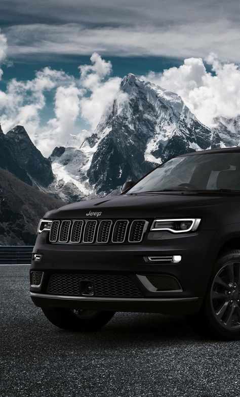 Luxury Redefined: A Dive into the Opulent World of the Jeep Grand Cherokee Interior