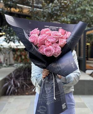 Celebrate the Season with Style: Your Guide to Christmas Flowers in Melbourne