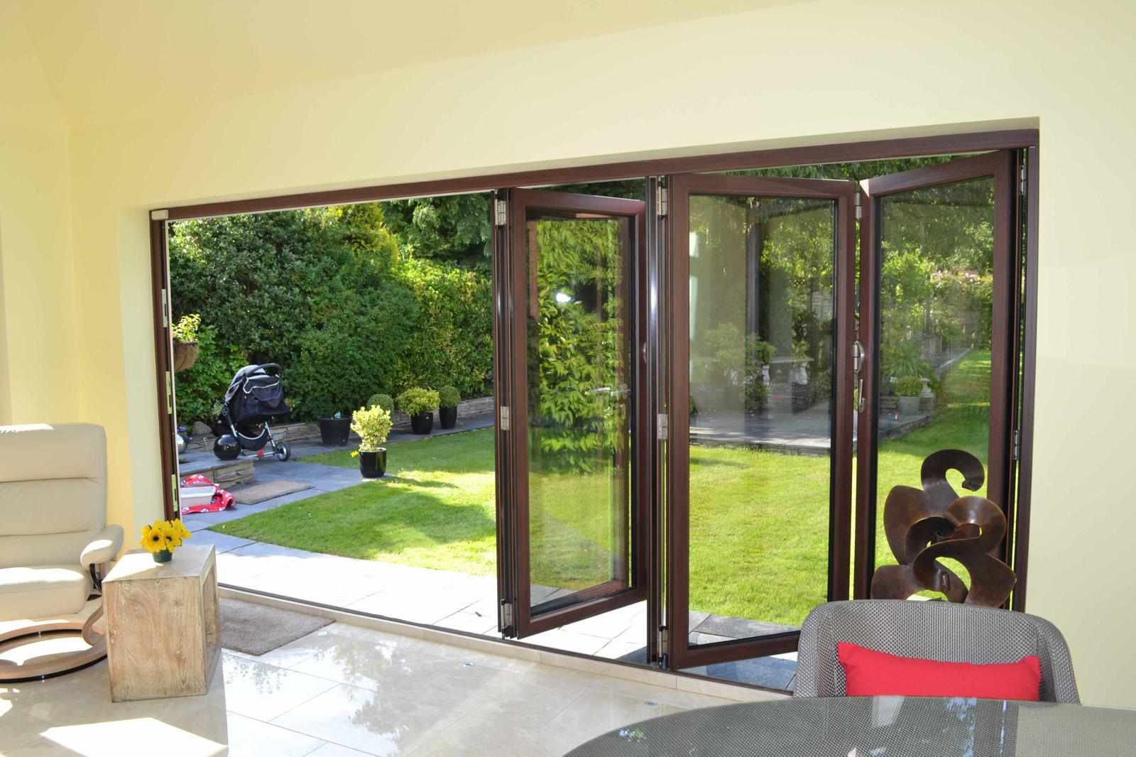 How to Choose the Best Patio Door Installation Service in Tampa, FL?