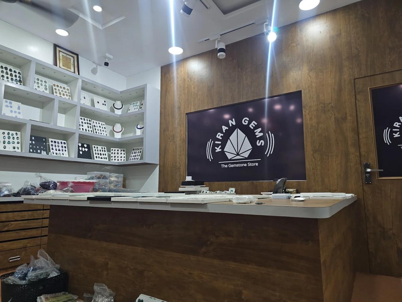 Hemimorphite Stone Trends in Fashion Jewelry Everyone Is Talking About