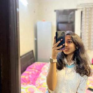 Mishthi Maheshwari logo