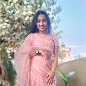 140_12_Priyanshi _Saksena logo