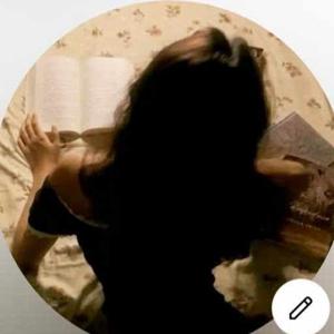 HotGirls ReadBooks logo