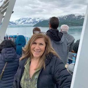 Stephanie Keyes logo