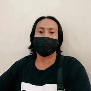 Likes Jr Labian logo