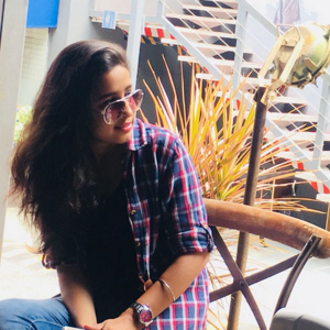 ayushi chaudhary logo