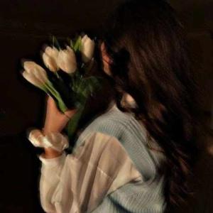 Manali Dudhatra logo