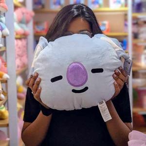 Shubhangee Shrivastava logo