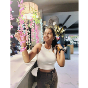 Shreya Wankhede logo