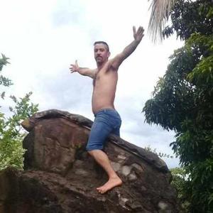 Adriano Cândido logo