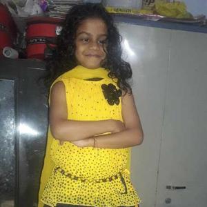 Khushi's Creativity logo