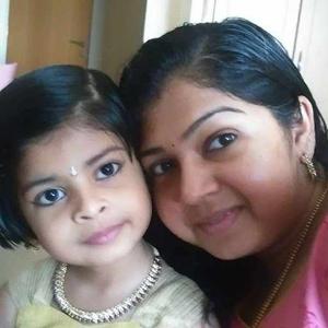 Sneha Nair logo