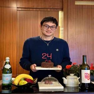 CEO Dư Hồng Minh