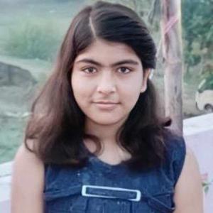 Shreya Chaudhary logo