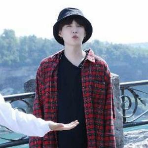 babykookie tae logo
