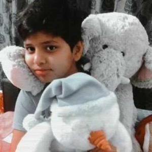 Anushka Choudhary logo