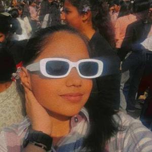 Avleen Kaur Dhillon logo