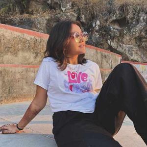 7 CBSE 30 Rechal Zinzuvadia logo