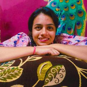 Hetal Wakhariya logo