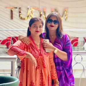 Pratyusha Krishnamurthy logo