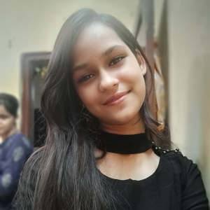 Prachi Mundhra logo