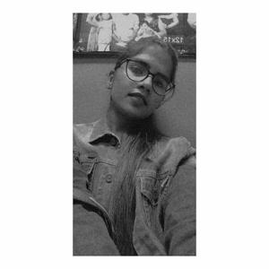 Poonam Chaturvedy logo