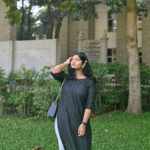 Sanjana Krishna logo