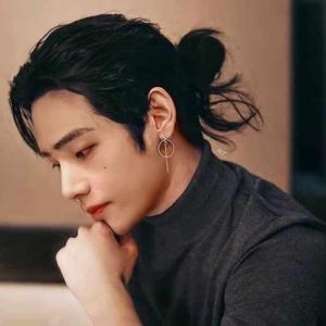 ᴛᴀᴇɴᴊᴀʟɪ ғᴀɴғɪᴄs sᴛᴜᴅɪᴏ logo