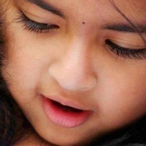 sruti p logo