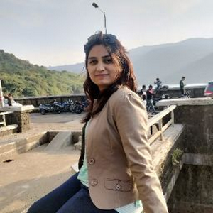 Pooja Patil logo