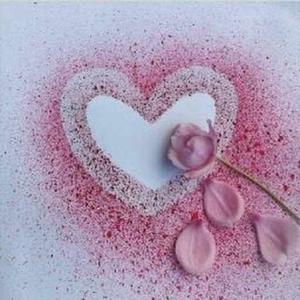 Shraddha Makwana logo