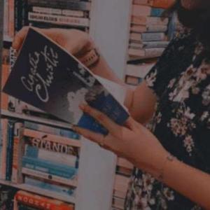 Manushree Rao v logo