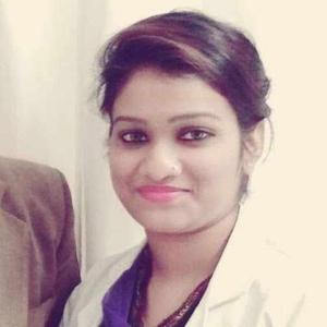 Dr. Ravina Mathur logo