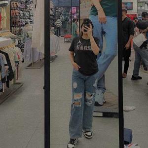 Vaishali_ Yadav_ logo